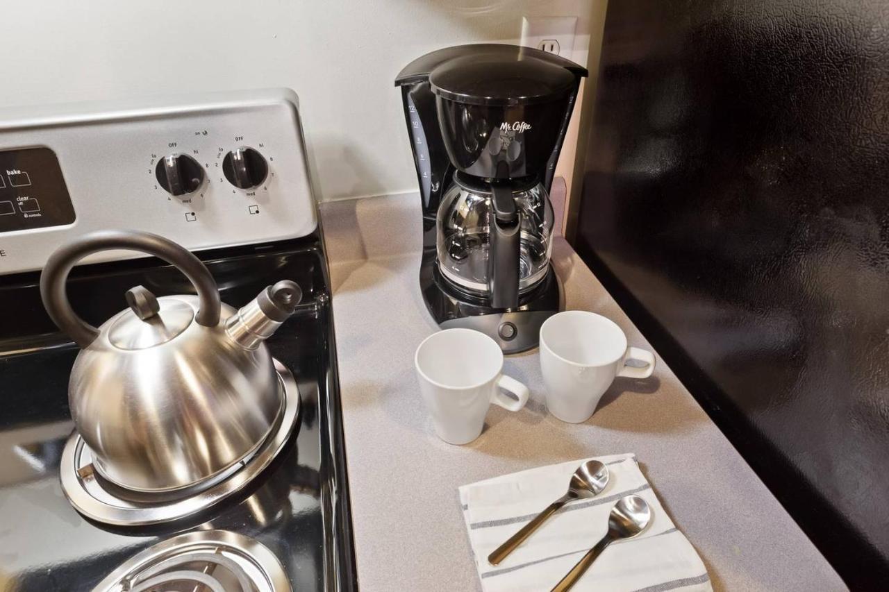 Apartamento Trifecta Historic Brick 2Br Getaway Superhost Durham Habitación foto